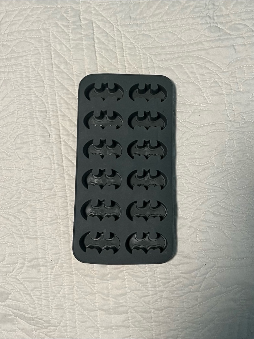 Batman Logo Silicone Ice Cube Tray - Black